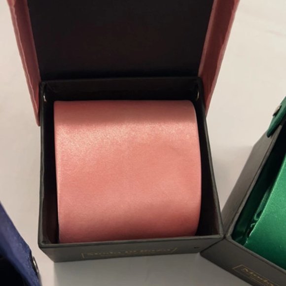 Moda Di Raza Ties - Picture 4 of 6